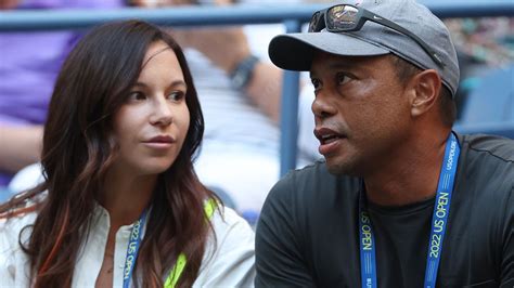 Tiger Woods' girlfriend seeks to nullify nondisclosure agreement